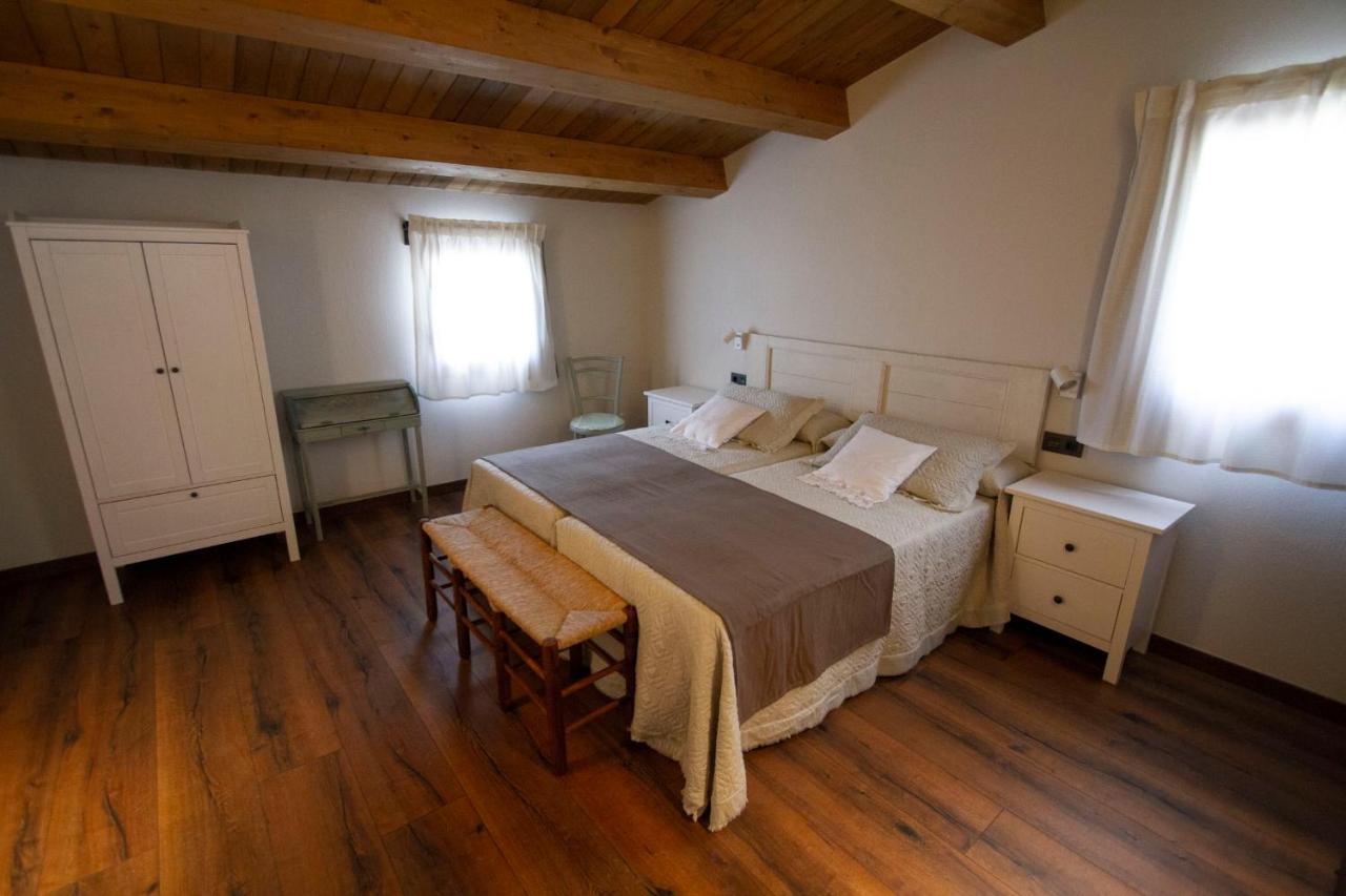 La Creu De La Pinya Villa Berga Exterior foto